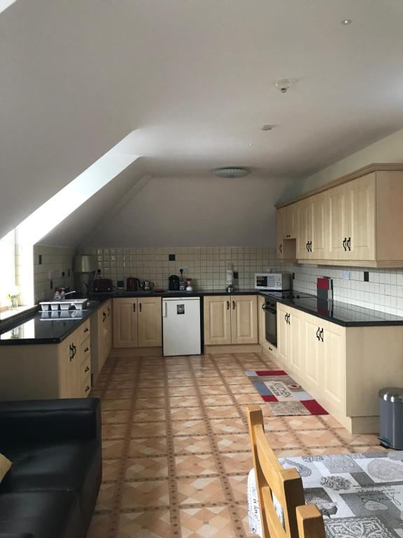 Diamond House Ardara room 1