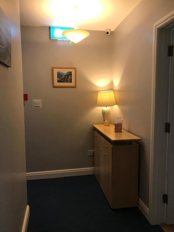 Diamond House Ardara room 3