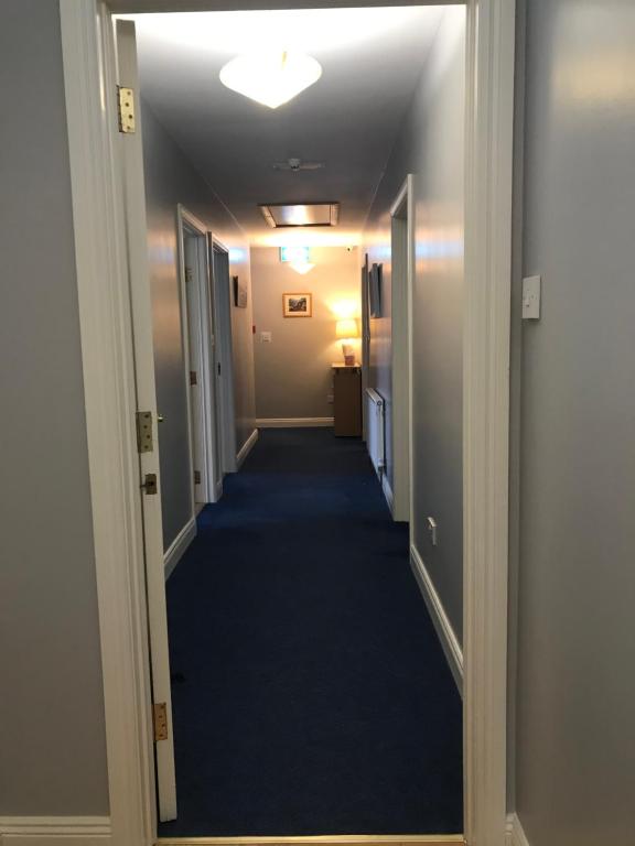 Diamond House Ardara room 4